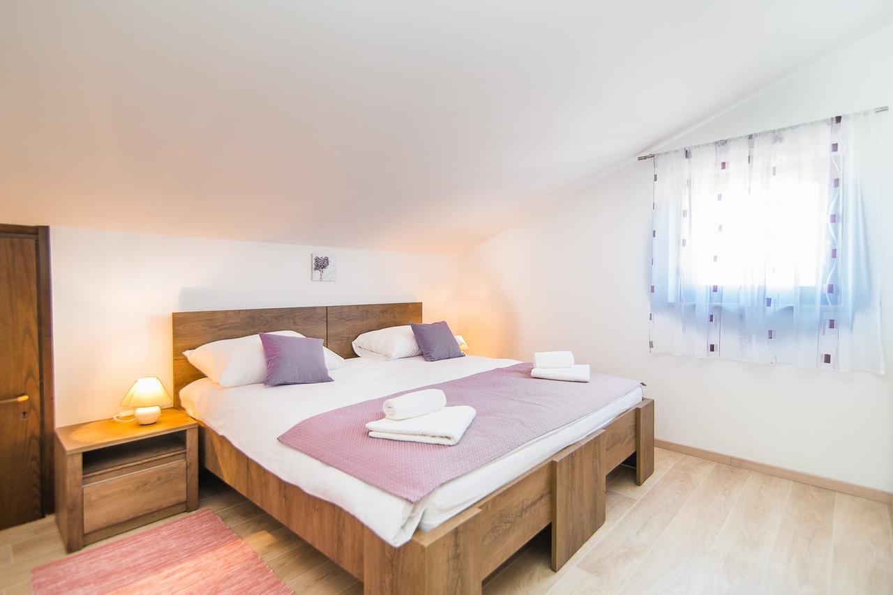Apartments Dino Poreč Eksteriør billede