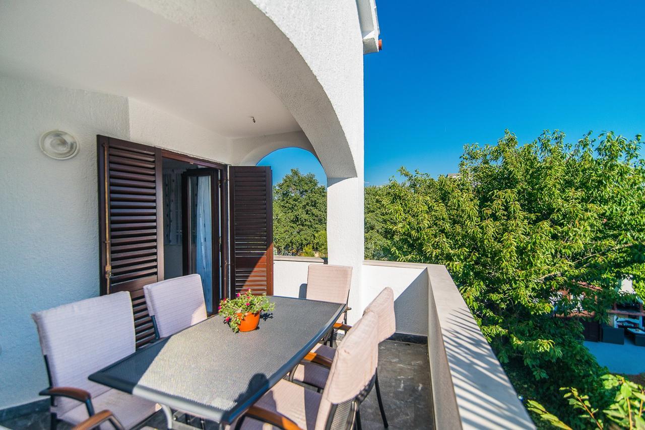 Apartments Dino Poreč Eksteriør billede