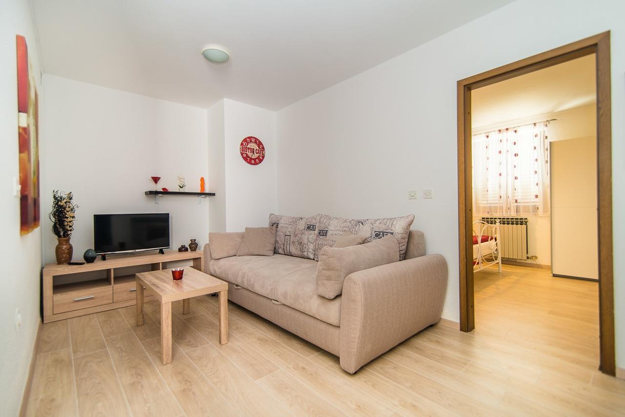 Apartments Dino Poreč Eksteriør billede