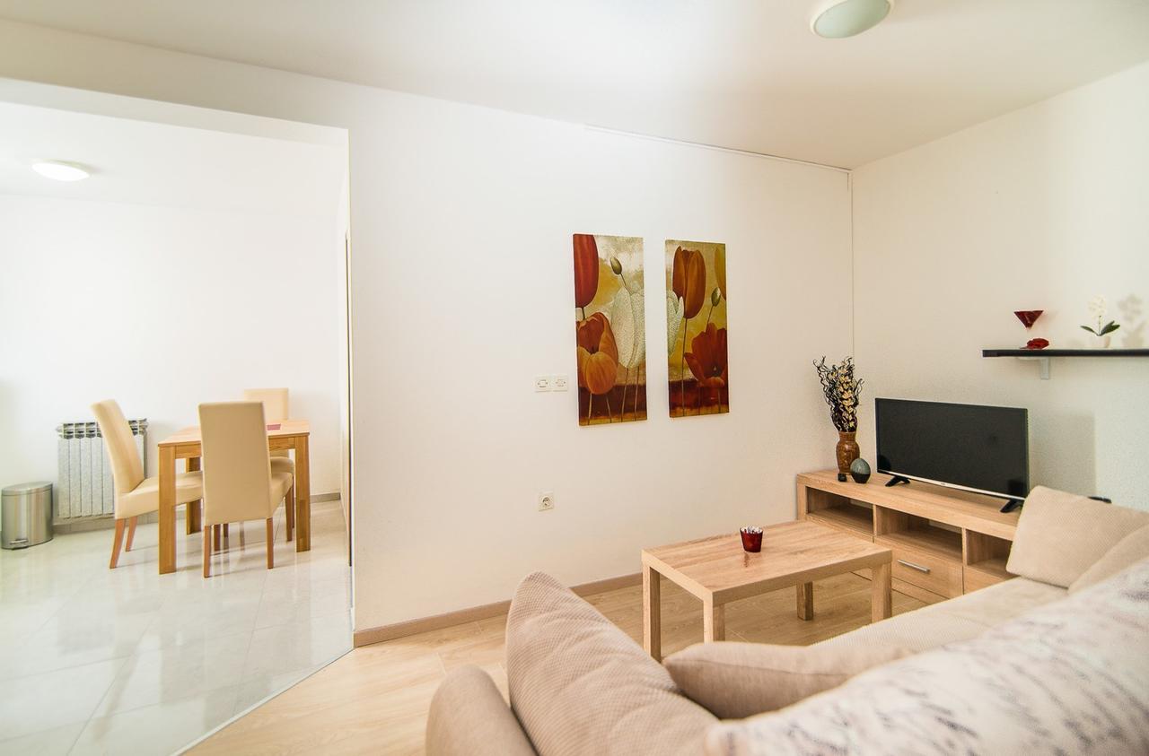 Apartments Dino Poreč Eksteriør billede