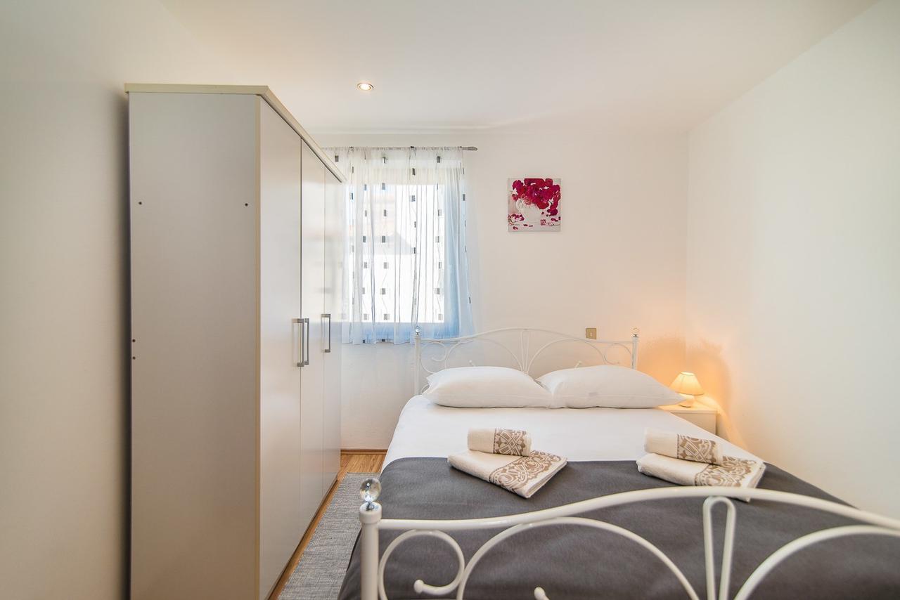 Apartments Dino Poreč Eksteriør billede